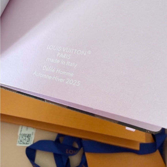 New Louis Vuitton Jane Notebook MM GI1419 limited Authentic with stickers set - Picture 8 of 10